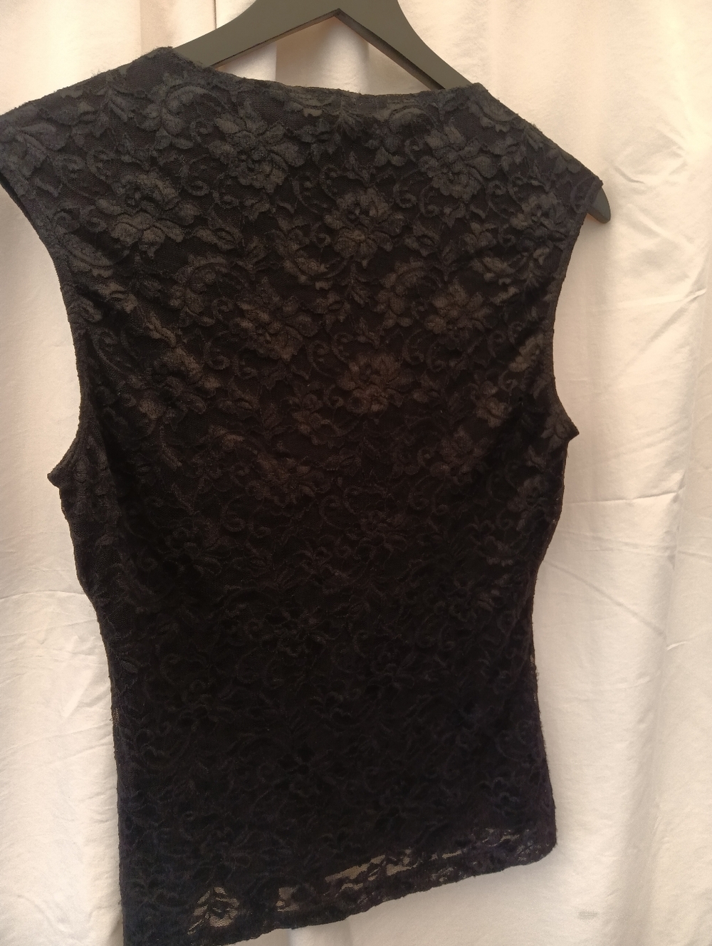 Romantic Rampage Lace Top - Picture 3 of 3